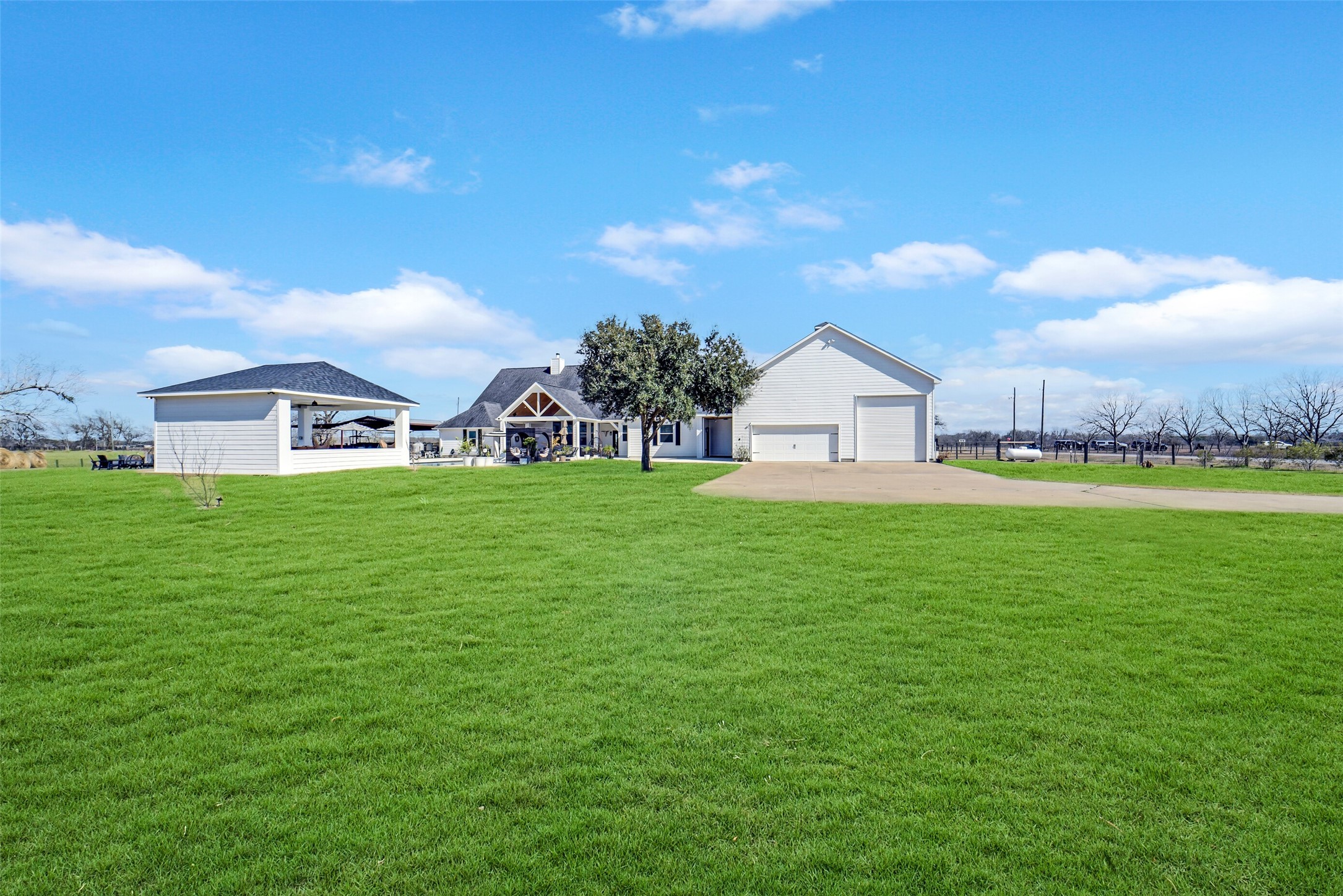 3103 Brundrett Road Wallis, TX 77485 - Photo 40 of 50 Wide-open grounds showcasing the back layout of the property.