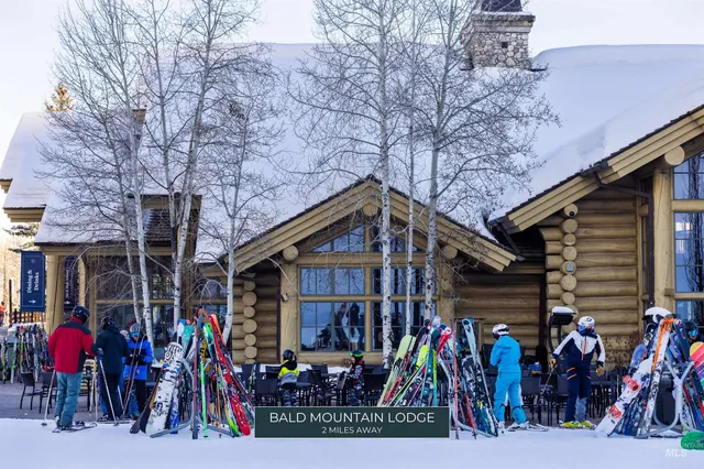 $774,900 | 2226 Bonne Vie Condo Road, Sun Valley, ID 83353