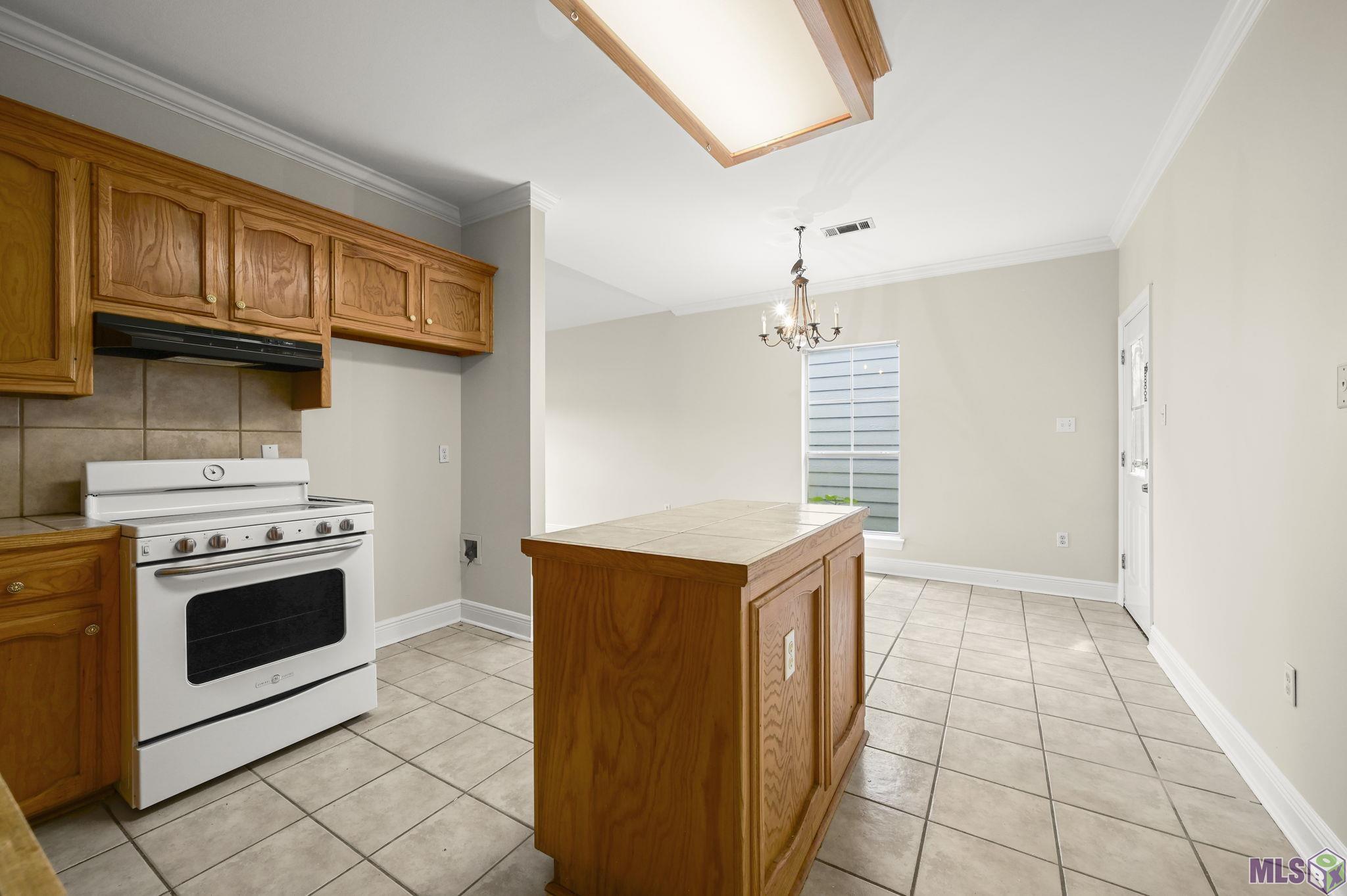 3329 Myrtle Grove Drive Baton Rouge, LA 70810 - Photo 3 of 16