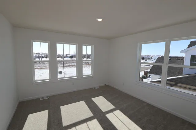 $599,000 | 1691 Tyrone Drive, Shakopee, MN 55379