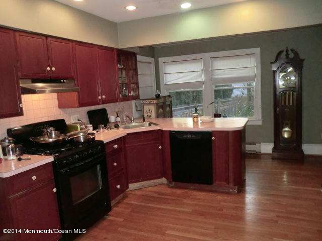 423 Church Street Spring Lake, NJ 07762 - Photo 9 of 20 CIMG0389