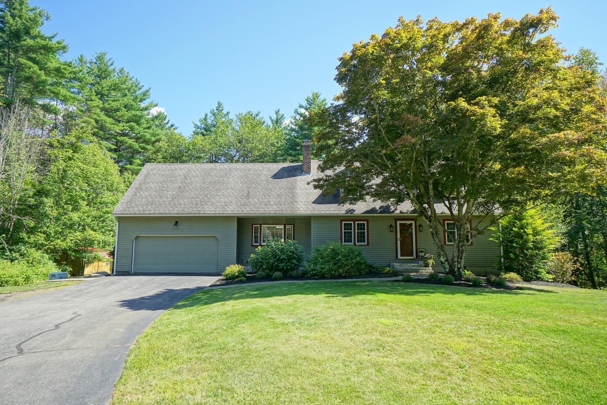 10 Pinewood Drive Hampstead, NH 03841 - Photo 2 of 53