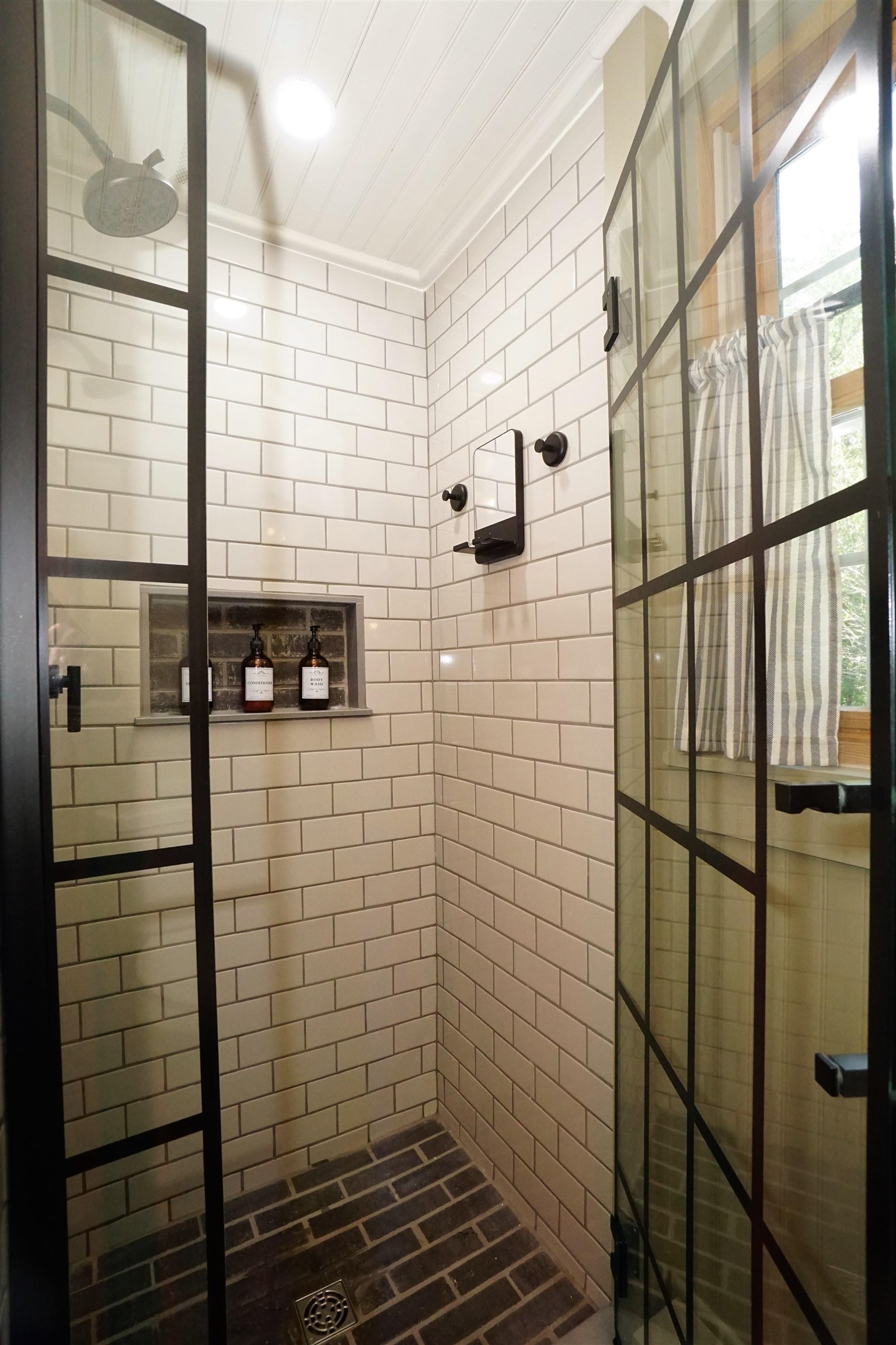 10 Pinewood Drive Hampstead, NH 03841 - Photo 21 of 53