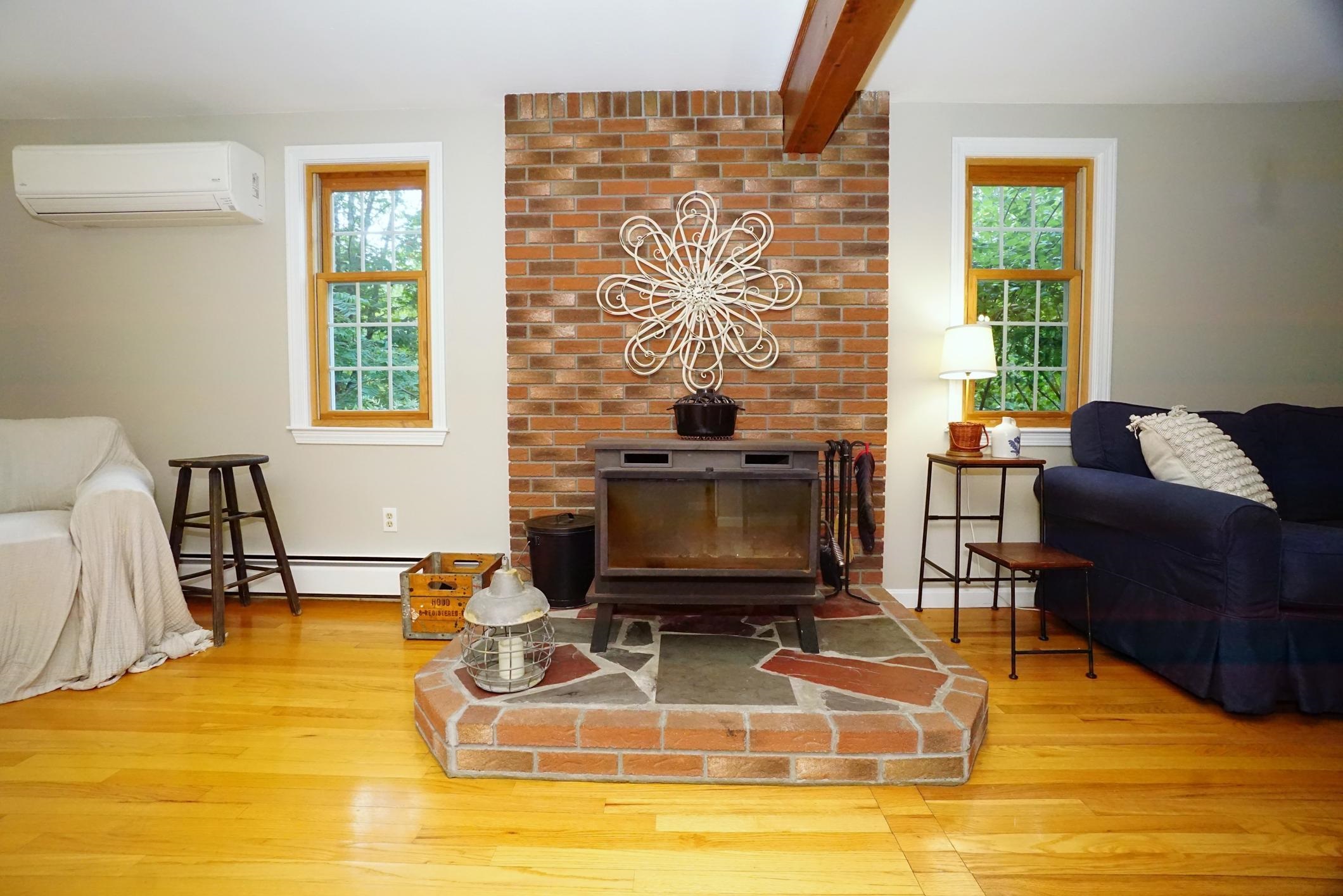 10 Pinewood Drive Hampstead, NH 03841 - Photo 4 of 53