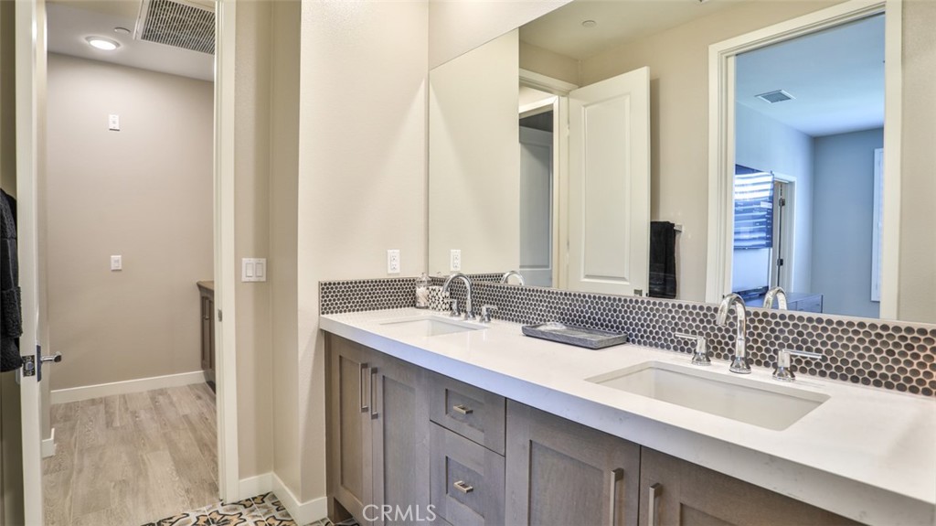 876 Doheny Way Dana Point, CA 92629 - Photo 23 of 46