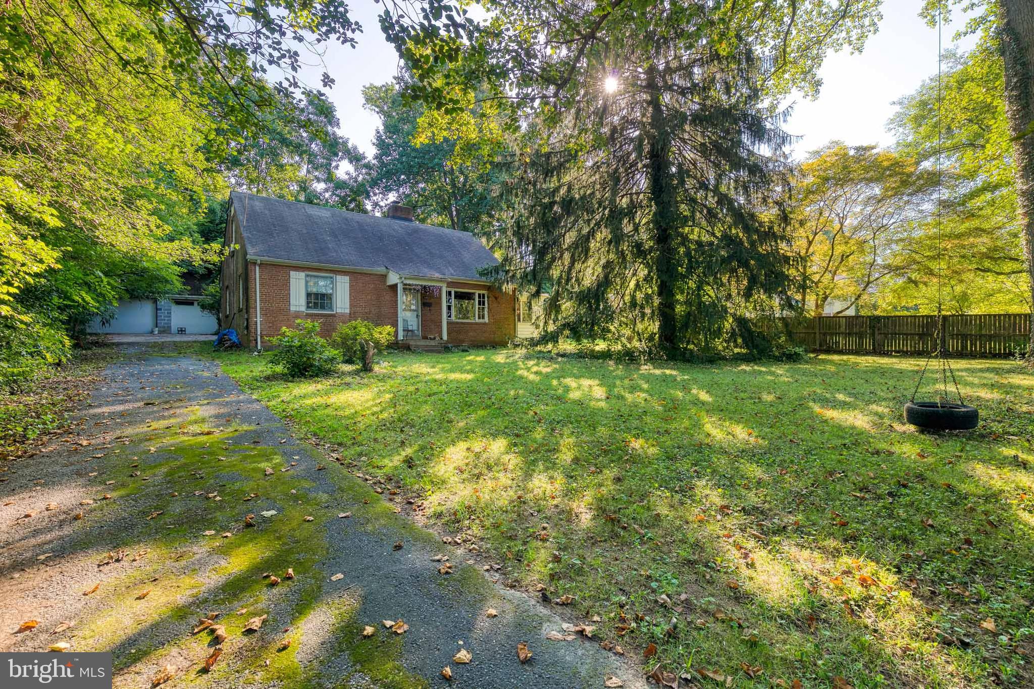 11423 Mapleview Drive, Silver Spring, MD 20902 Compass