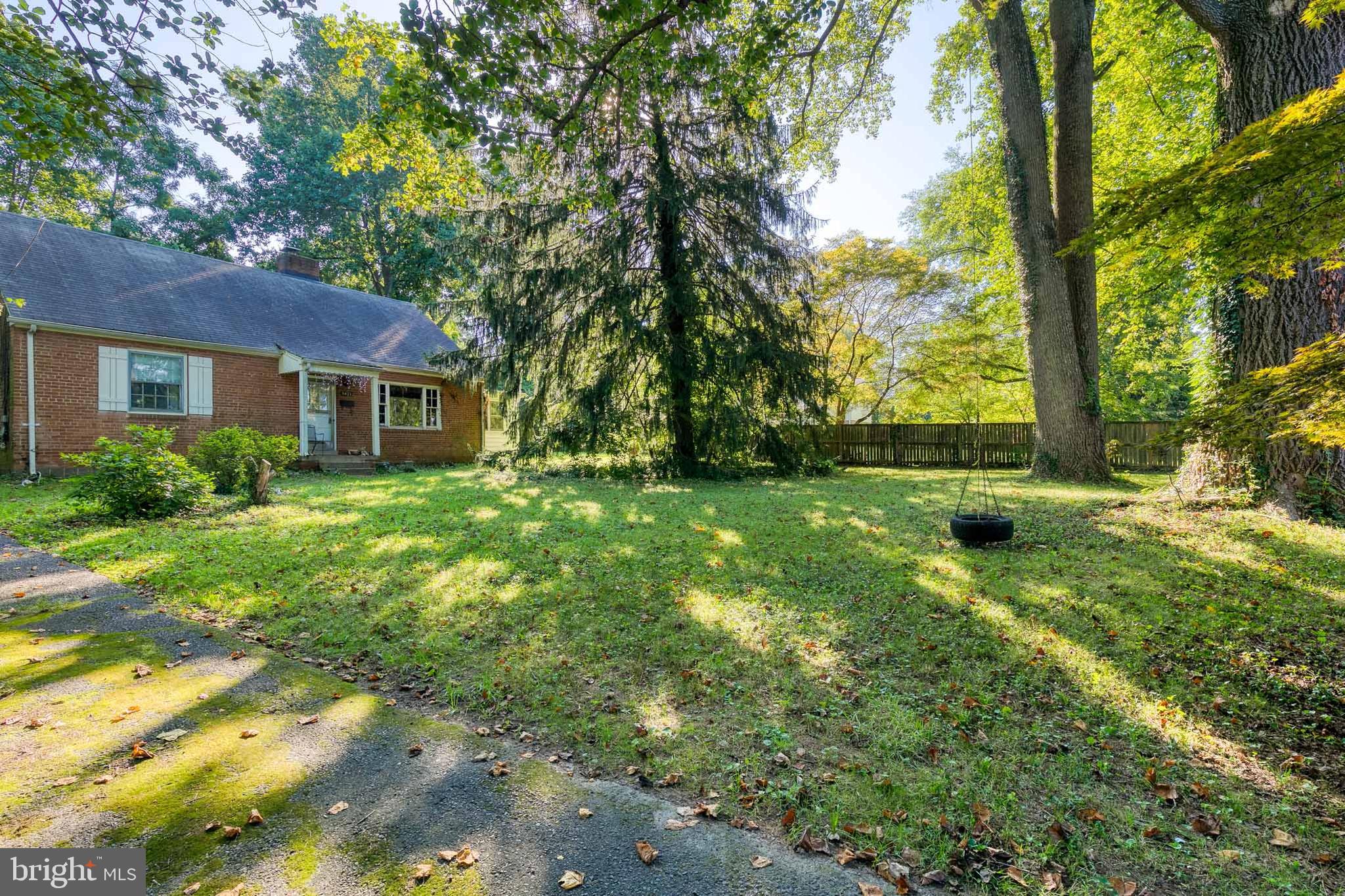 11423 Mapleview Drive Silver Spring, MD 20902 - Photo 3 of 14