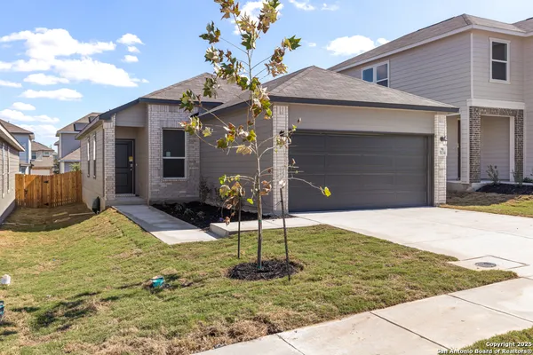 $219,818 | 5134 Schaeffer Ridge, Converse, TX 78109