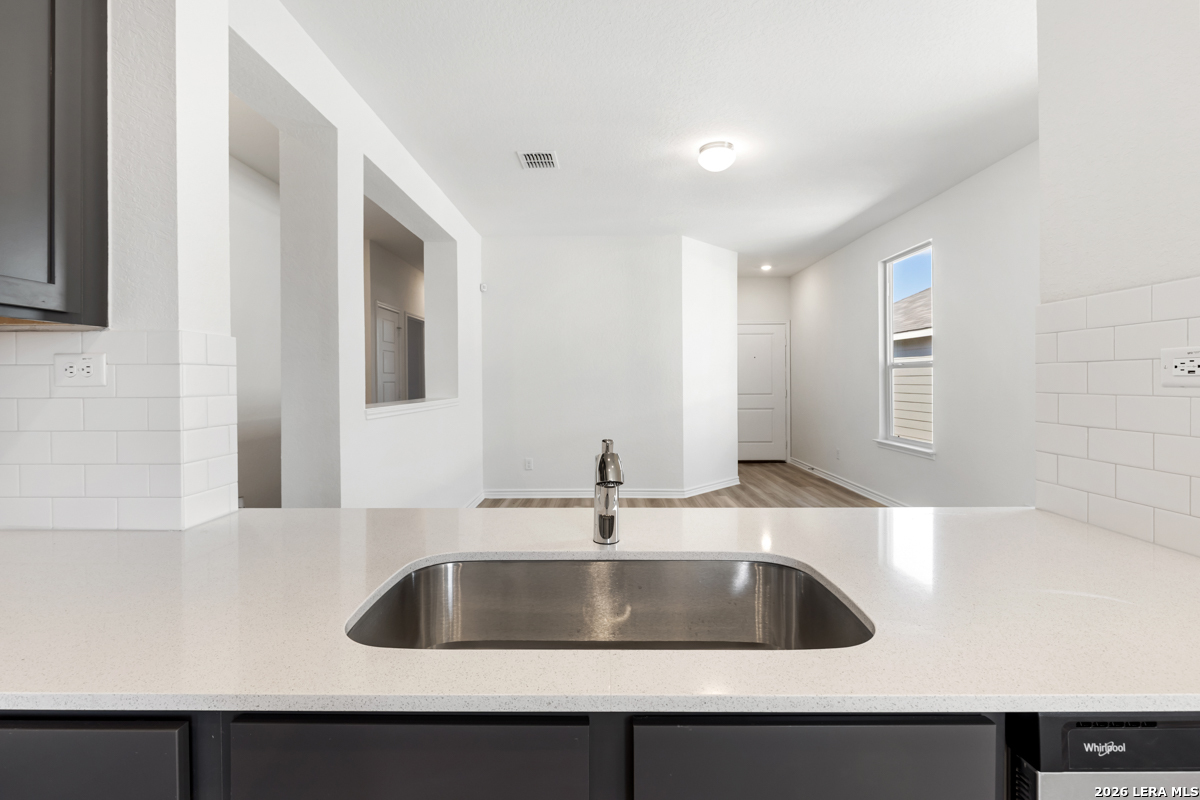 5134 Schaeffer Ridge Converse, TX 78109 - Photo 16 of 28