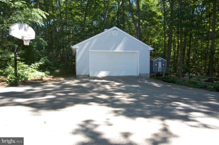 3220 Dry Branch Road White Hall, MD 21161 - Photo 3 of 23 Garage 1
