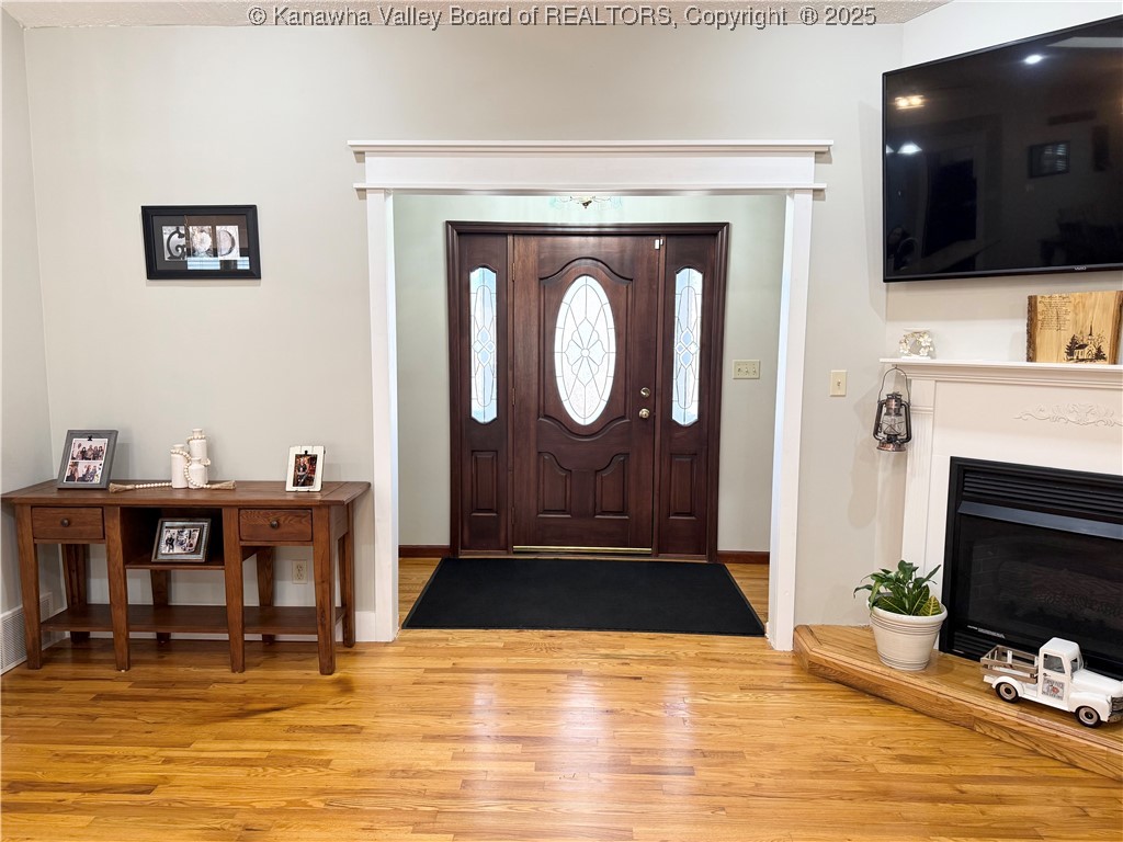 13 Tallwood Road Sod, WV 25564 - Photo 13 of 47 Front door