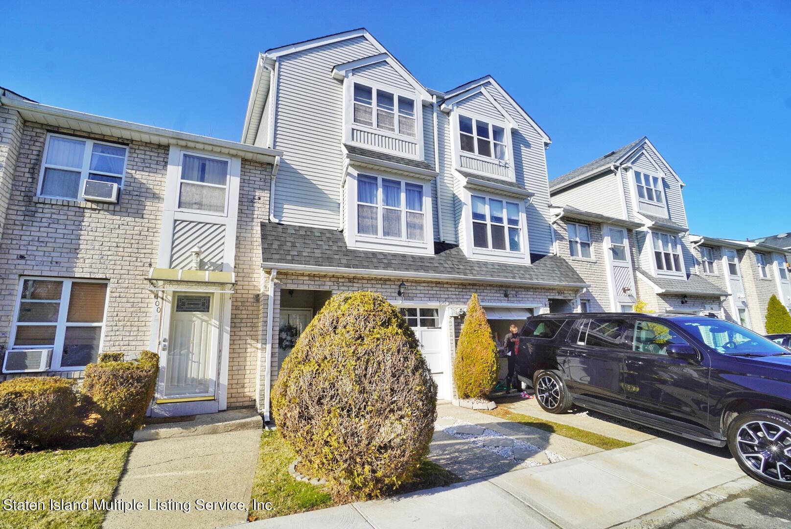 102 Rosedale Avenue Staten Island, NY 10312 - Photo 2 of 47 Photo Mar 02, 2 52 45 PM
