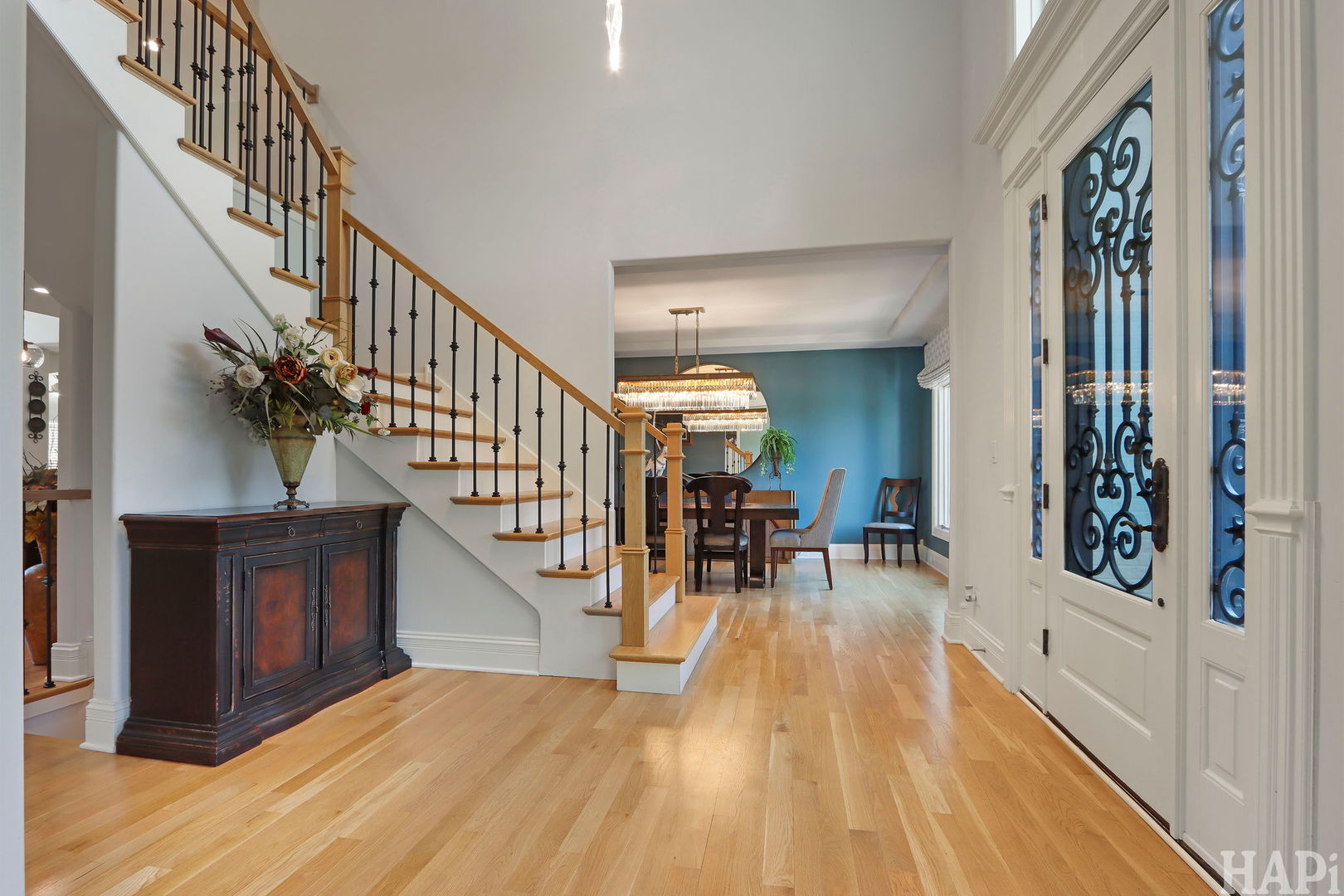 1410 Newcastle Court Inverness, IL 60010 - Photo 7 of 82 Gallery Image 7
