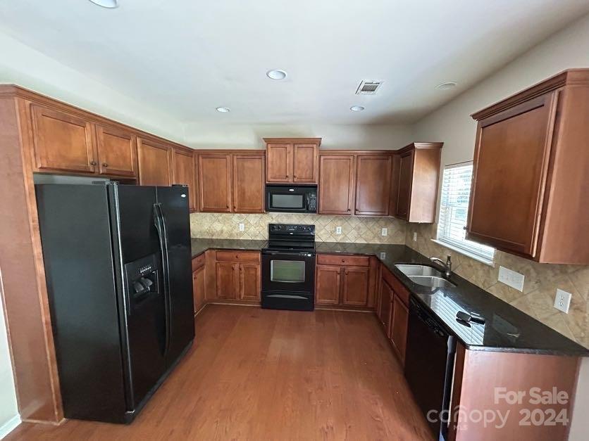 3719 Green Pasture Road Charlotte, NC 28269 - Photo 9 of 16