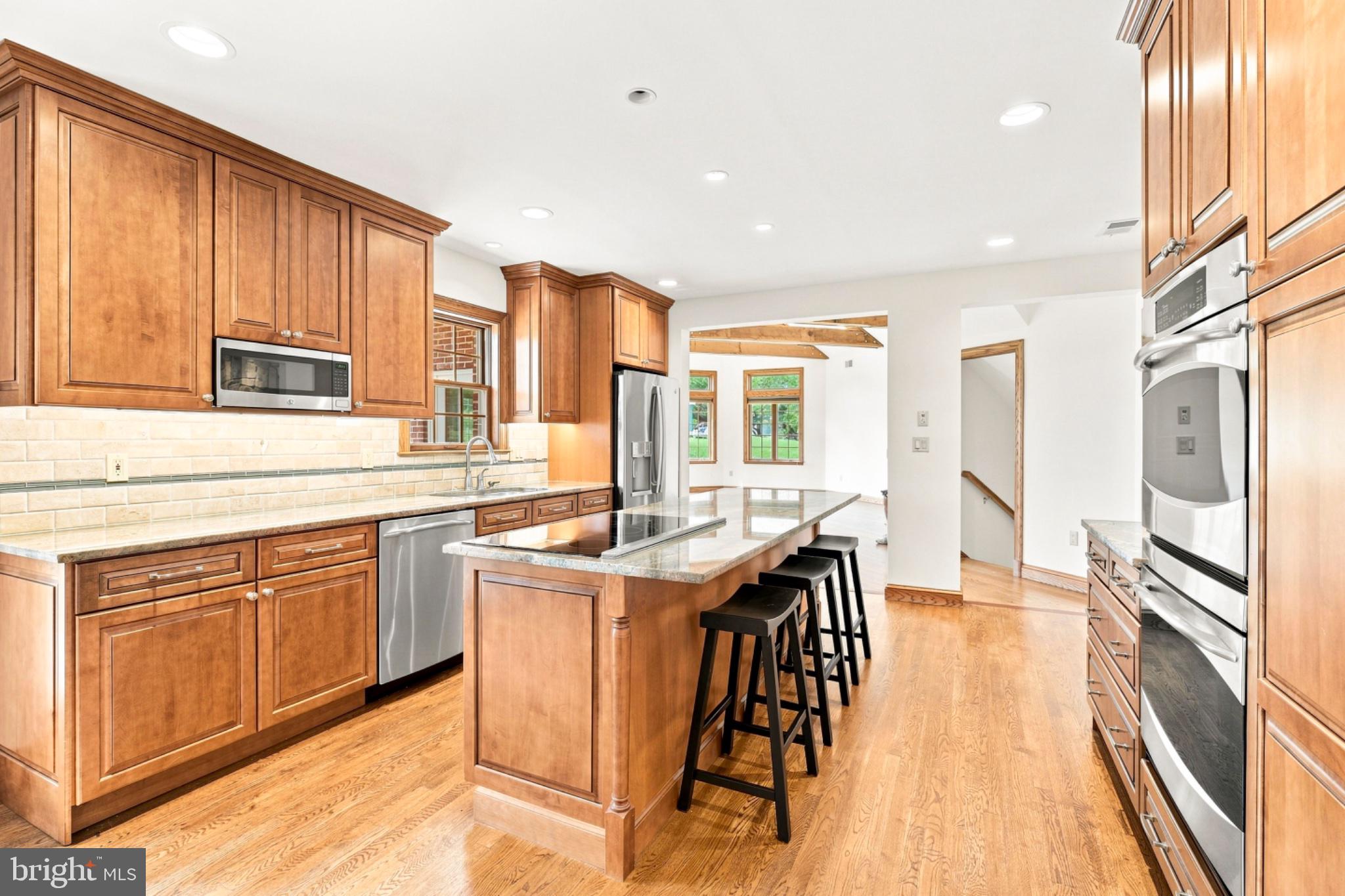 318 Duxbury Road Silver Spring, MD 20905 - Photo 8 of 58 Gallery Image 8