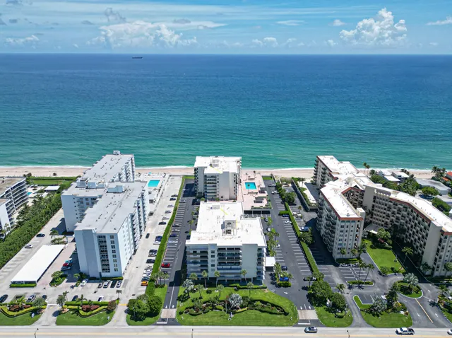 $565,000 | 3460 South Ocean Boulevard, Unit 314, Palm Beach, FL 33480