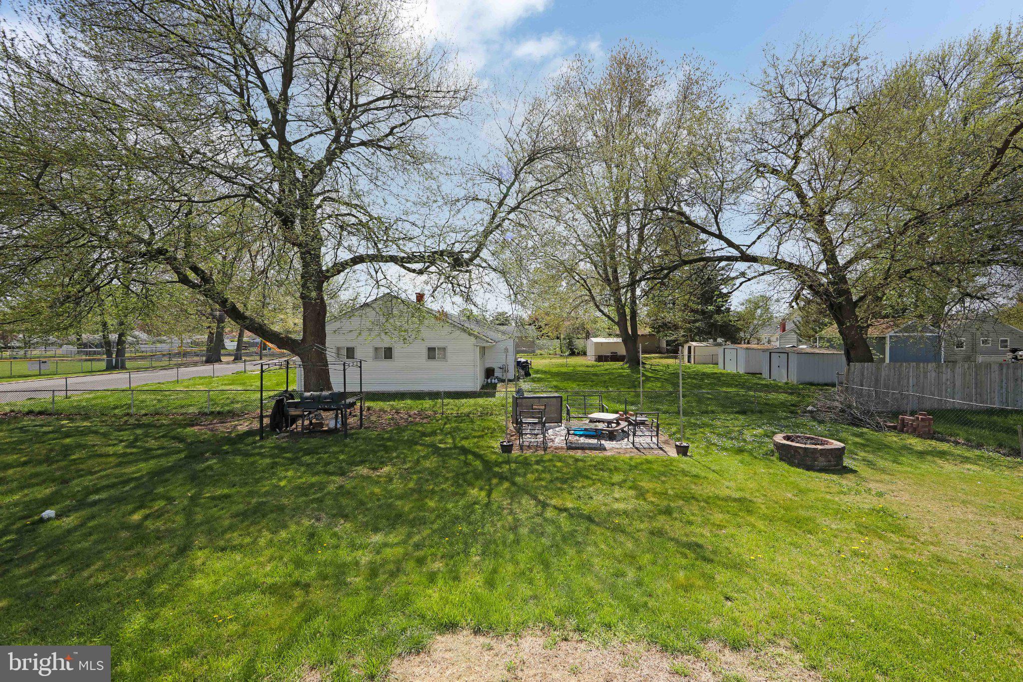 332 South Fellowship Road Maple Shade, NJ 08052 - Photo 36 of 39 Spacious yard with mature trees.
