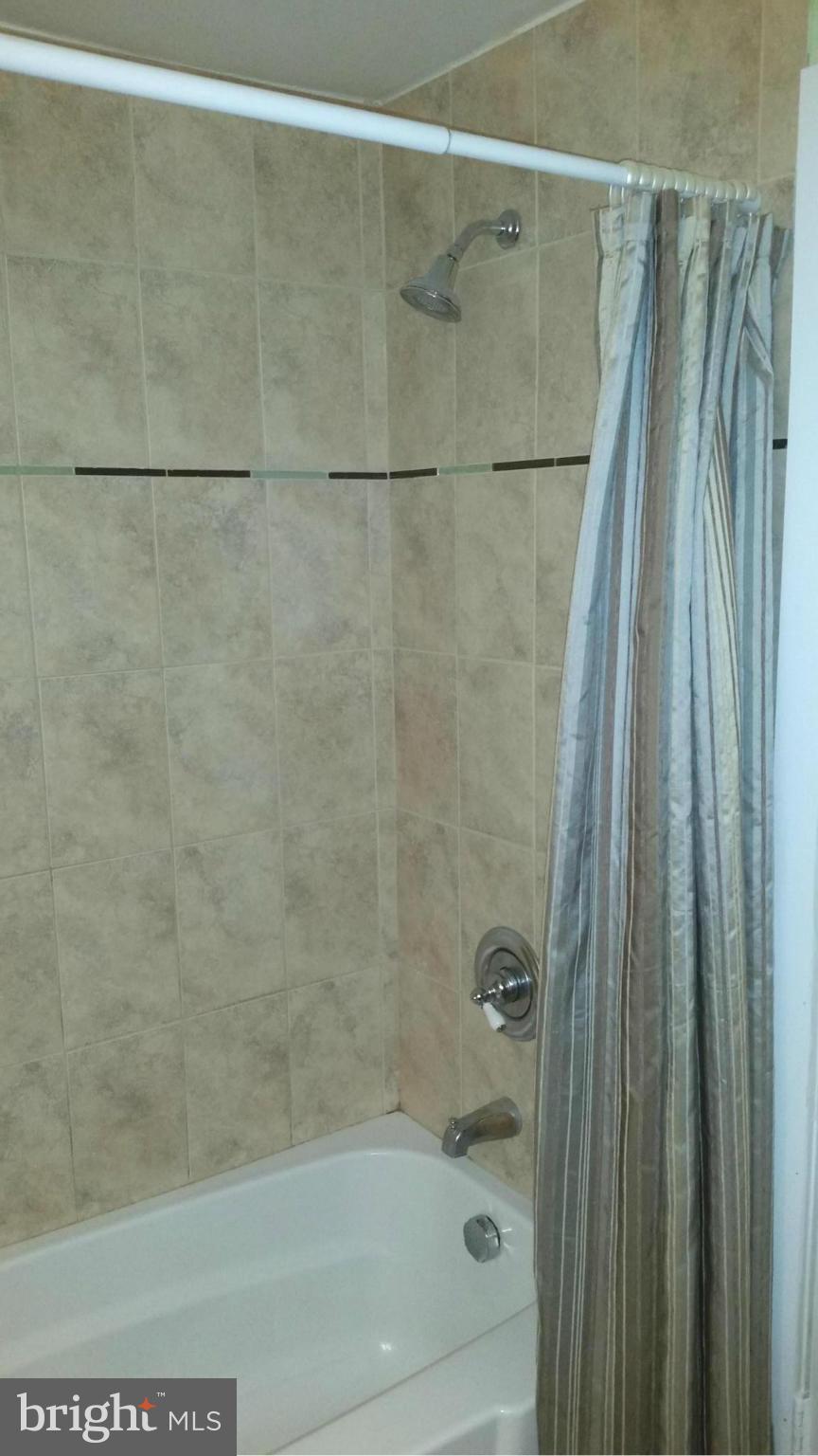 408 Salisbury Road Edgewater, MD 21037 - Photo 15 of 22 Bath