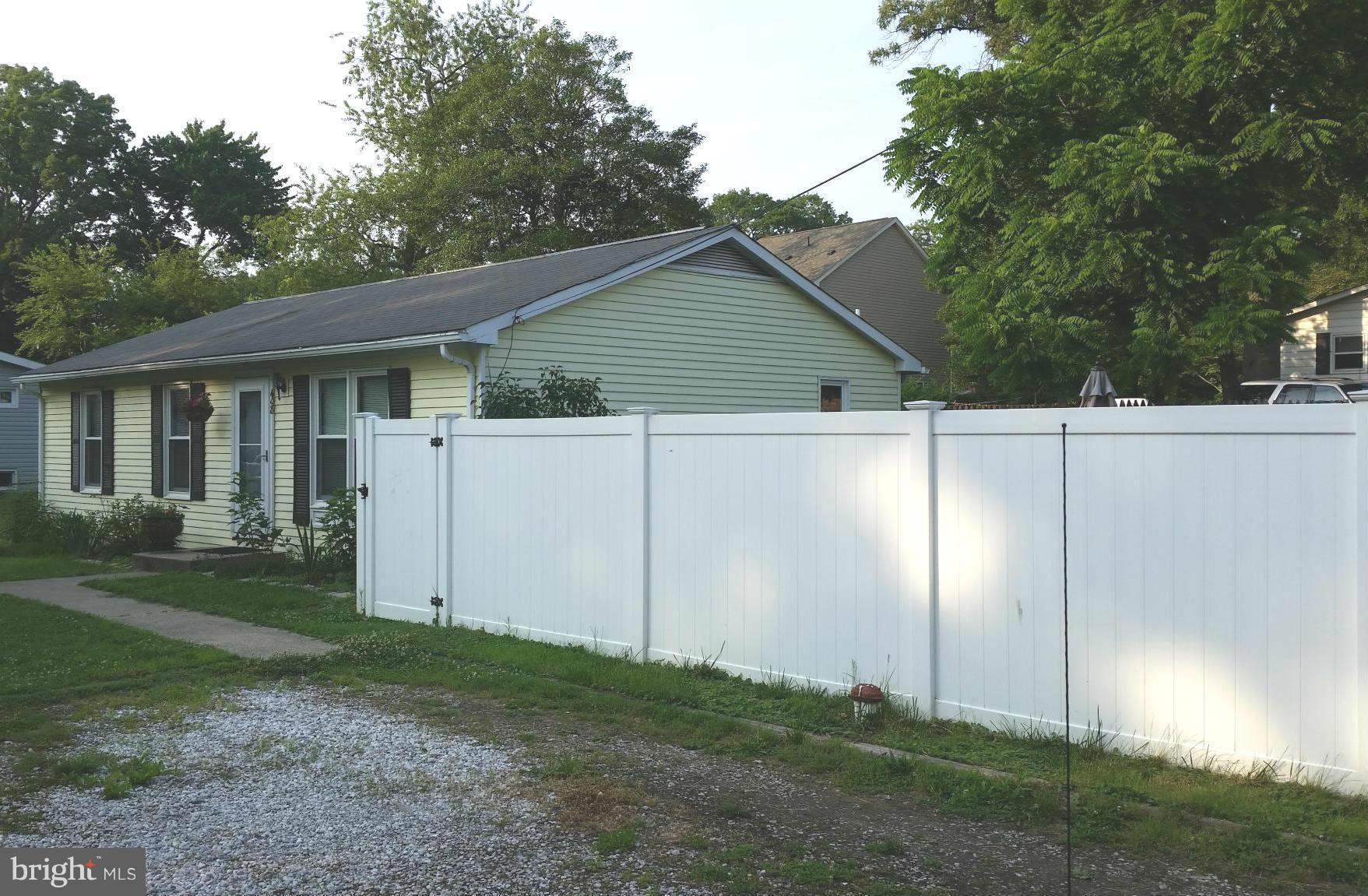 408 Salisbury Road Edgewater, MD 21037 - Photo 19 of 22 Exterior (Front)