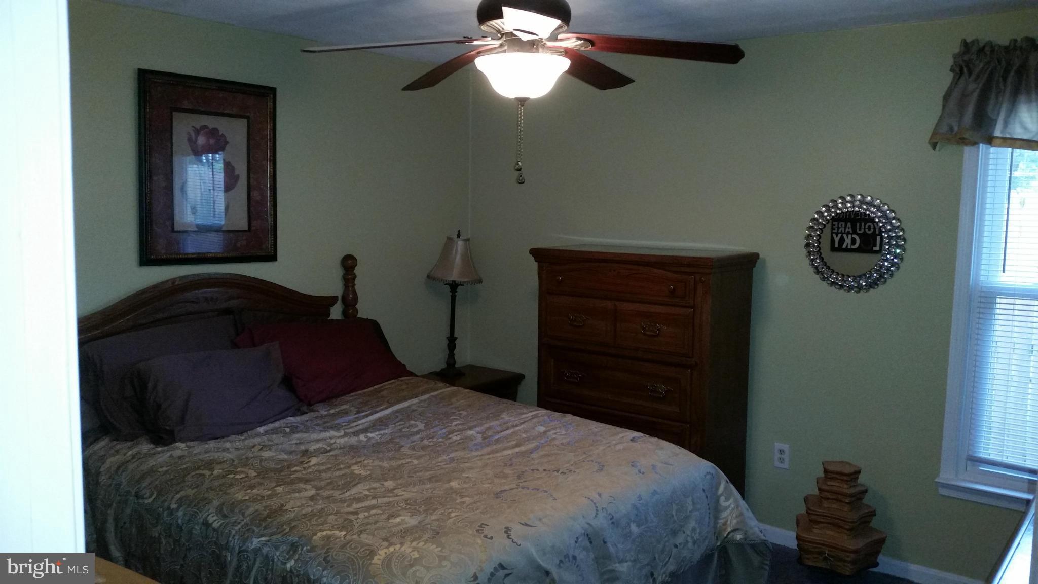 408 Salisbury Road Edgewater, MD 21037 - Photo 8 of 22 Bedroom (Master)