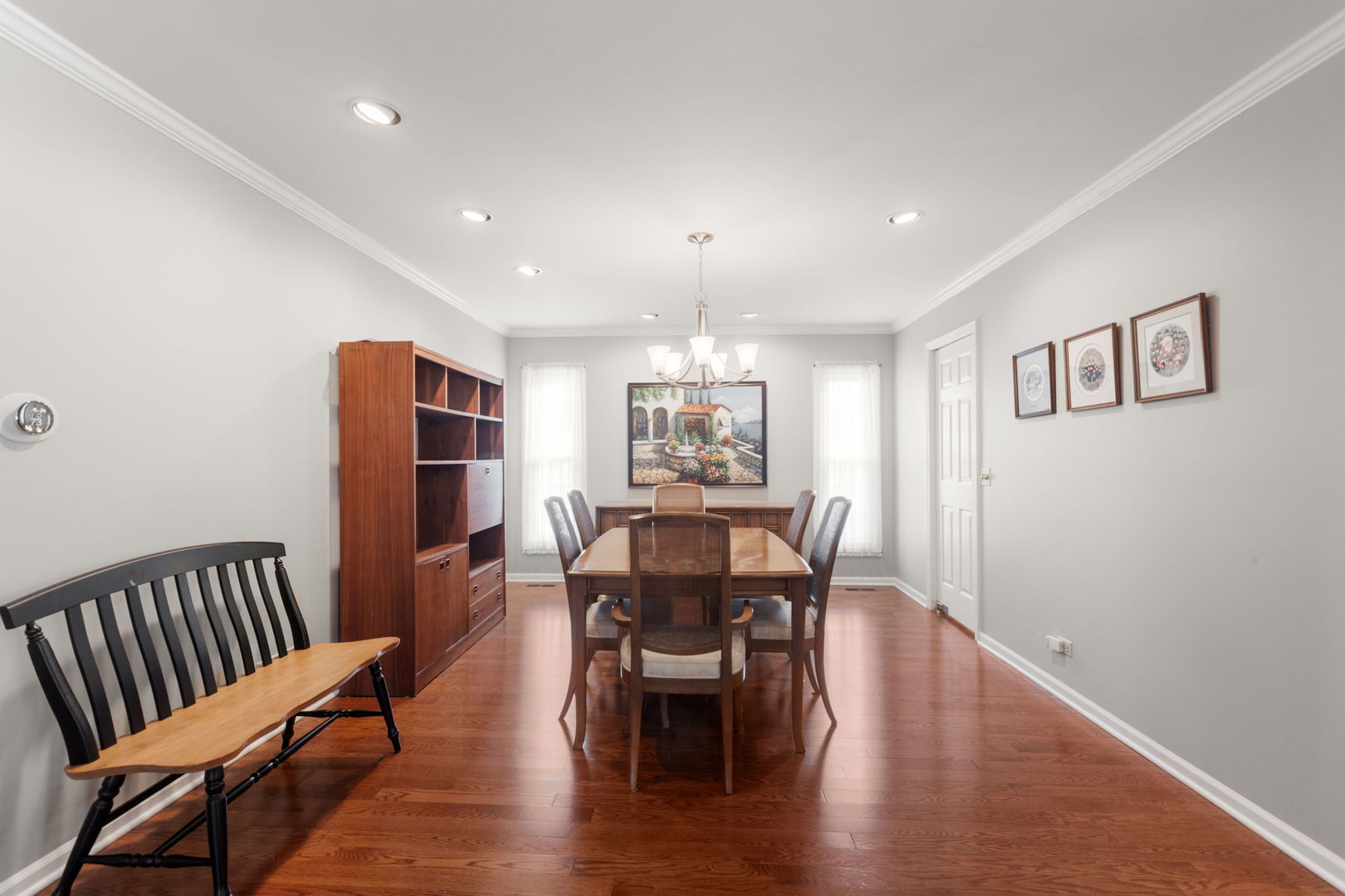 6 The Court Of Lagoon View Northbrook, IL 60062 - Photo 7 of 26