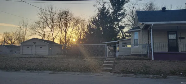 $84,900 | 715 East Spruce Street, Princeton, IN 47670