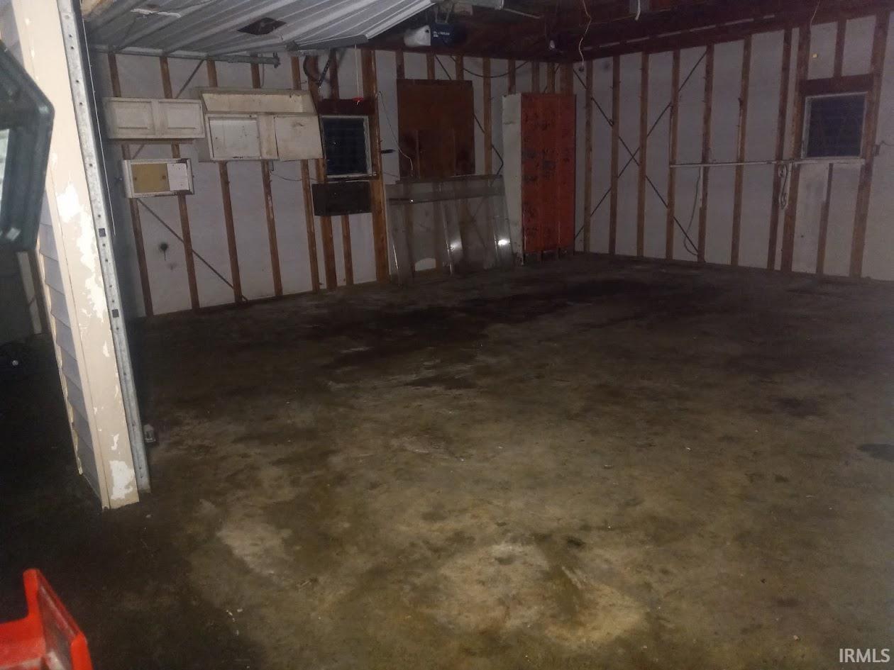 715 East Spruce Street Princeton, IN 47670 - Photo 9 of 20