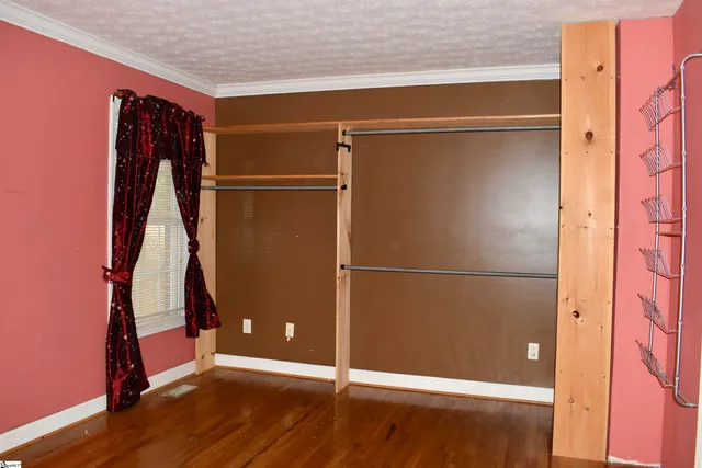 $389,900 | 381 Royal Burgess Drive, Campobello, SC 29322