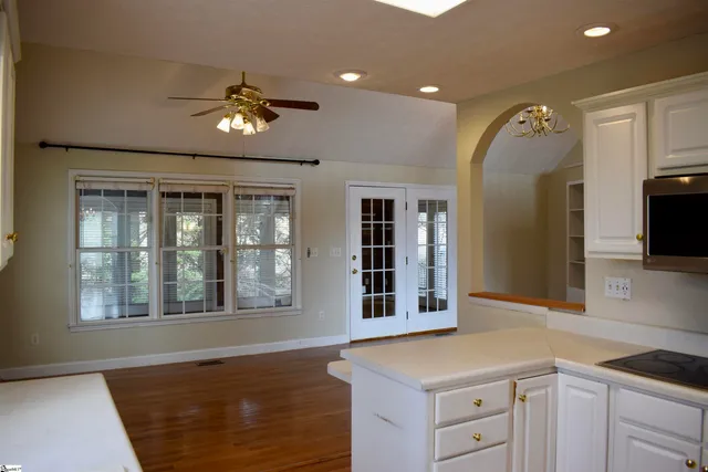 $389,900 | 381 Royal Burgess Drive, Campobello, SC 29322