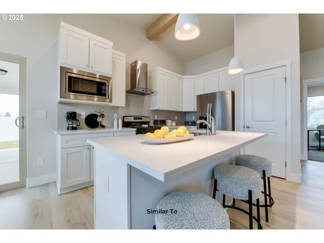 $362,850 | 214 Southwest Sparrow Street, Boardman, OR 97818