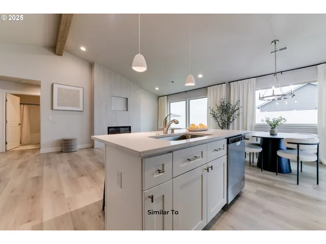 $362,850 | 214 Southwest Sparrow Street, Boardman, OR 97818