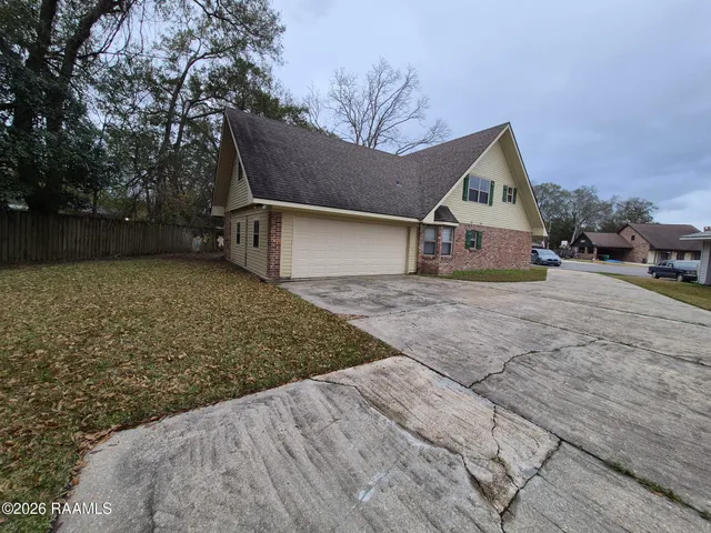 $2,000 | 107 Kirk Dale Circle, Lafayette, LA 70508