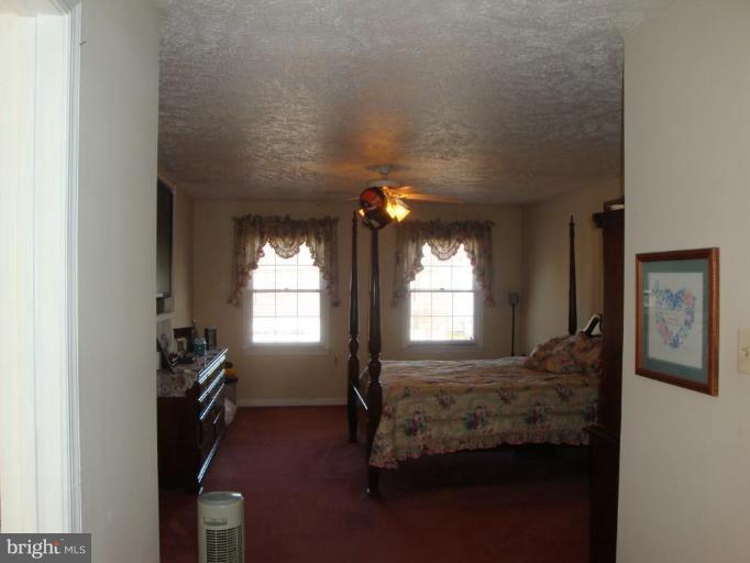 10475 Labrador Loop Manassas, VA 20112 - Photo 7 of 13 Master Bedroom