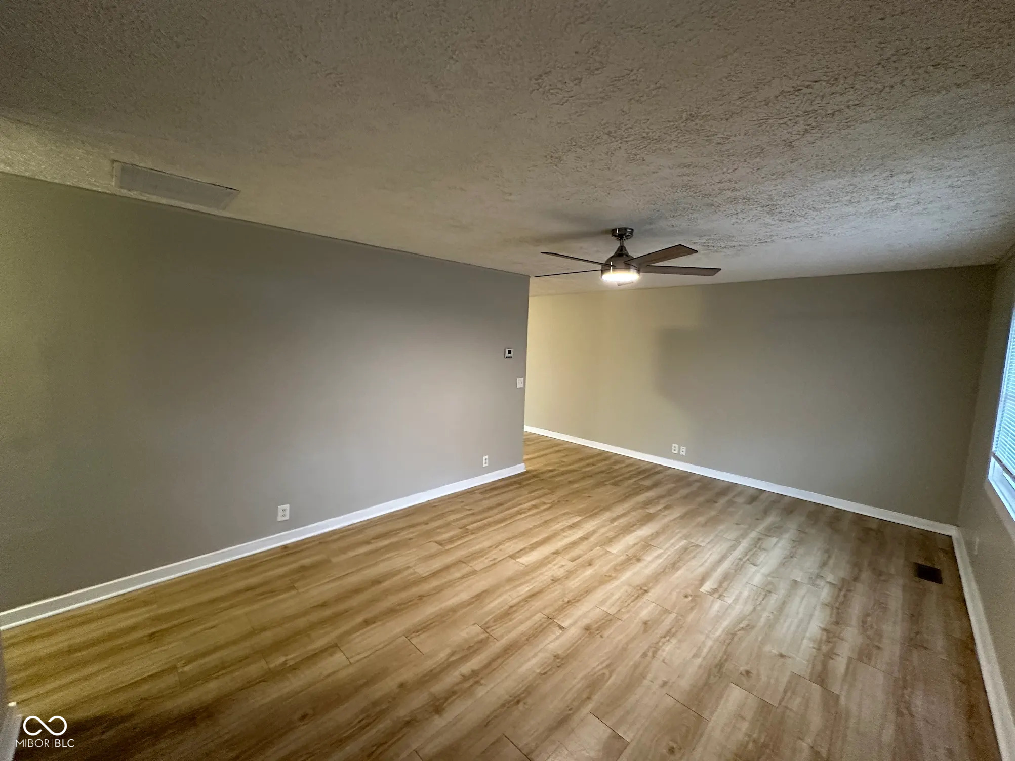 4047 Biscayne Road Indianapolis, IN 46226 - Photo 4 of 15