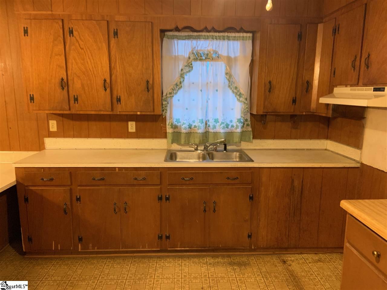27 Dendy Street Pelzer, SC 29669 - Photo 14 of 15 Gallery Image 14