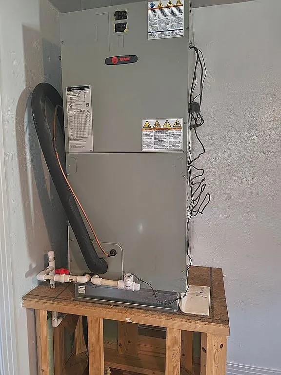 1250 Winn Road Bowie, TX 76230 - Photo 24 of 40 a view of cabinets