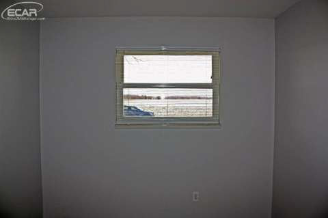 5796 East Burt Road Birch Run, MI 48415 - Photo 6 of 15 20435245-5.JPG