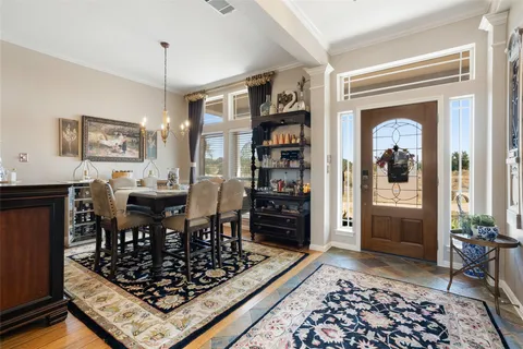 $1,395,900 | 108 High Plains Trail, Spicewood, TX 78669