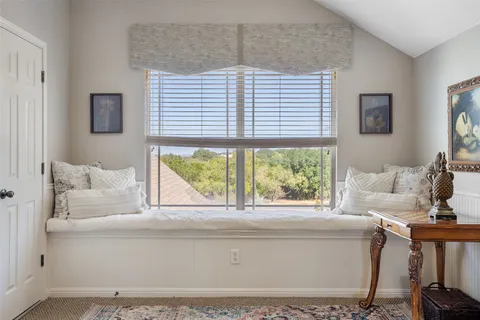 $1,395,900 | 108 High Plains Trail, Spicewood, TX 78669