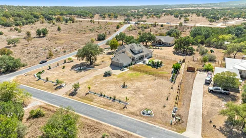 $1,395,900 | 108 High Plains Trail, Spicewood, TX 78669