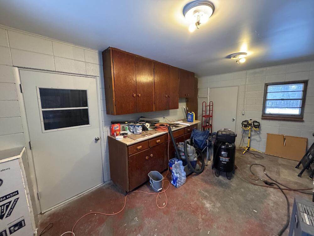 2500 West Quarter Line Road Sanford, MI 48657 - Photo 40 of 241 IMG_8943