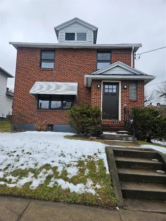$2,200 | 106 Hayes Avenue, Endicott, NY 13760