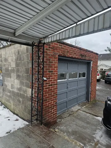 $2,200 | 106 Hayes Avenue, Endicott, NY 13760