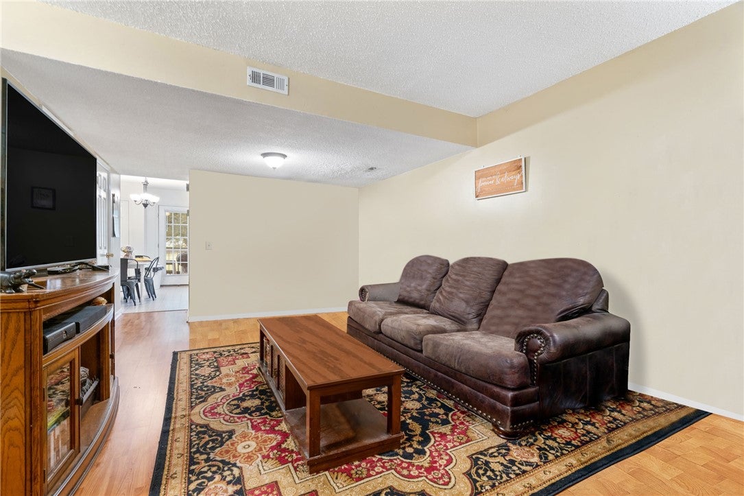 1761 Wire Road, Unit 414 Auburn, AL 36832 - Photo 3 of 11 Gallery Image 3