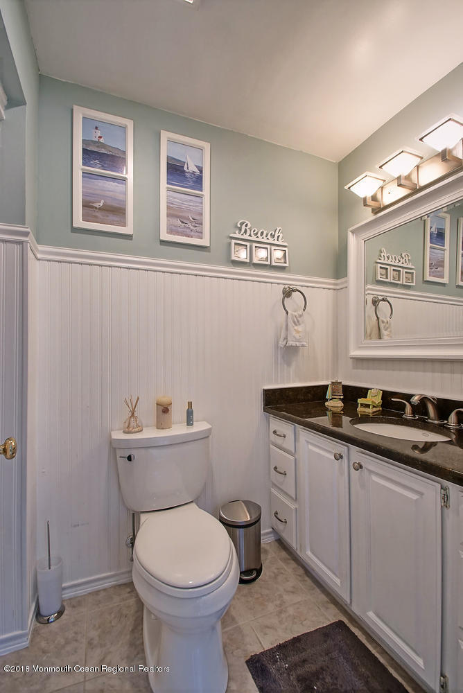 59 Manor Road Toms River, NJ 08753 - Photo 30 of 35 3rd Bath