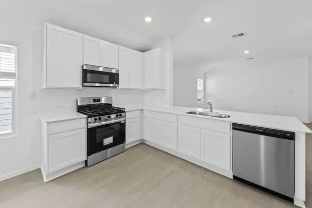 $265,000 | 945 Soapstone Pass, Maxwell, TX 78656