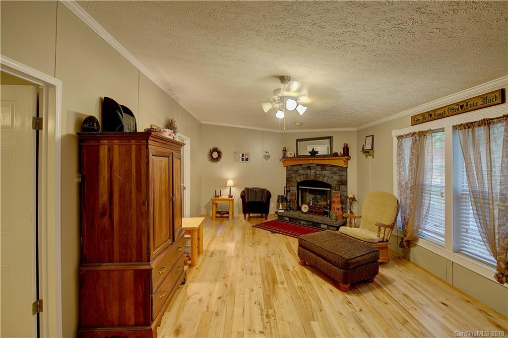 72 Johnson Road Newland, NC 28657 - Photo 8 of 24 Gallery Image 8