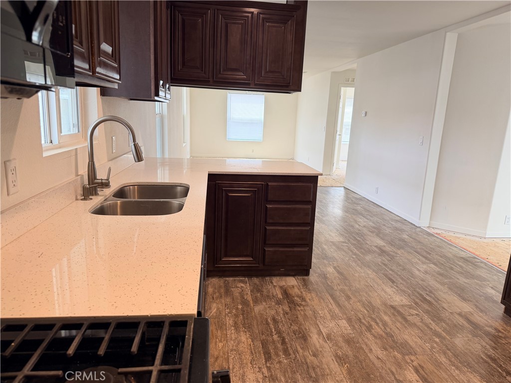 3548 Bianca Way Chico, CA 95973 - Photo 11 of 37 Looking from laundry room into kitchen