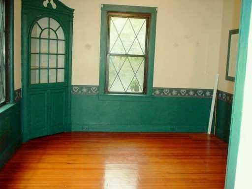 2540 Baldwick Road Pittsburgh, PA 15205 - Photo 4 of 7 Gallery Image 4