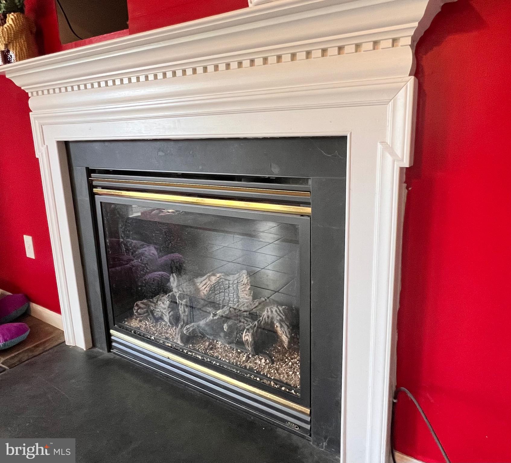 213 Forest Avenue Colonial Beach, VA 22443 - Photo 28 of 54 a close view of a fireplace